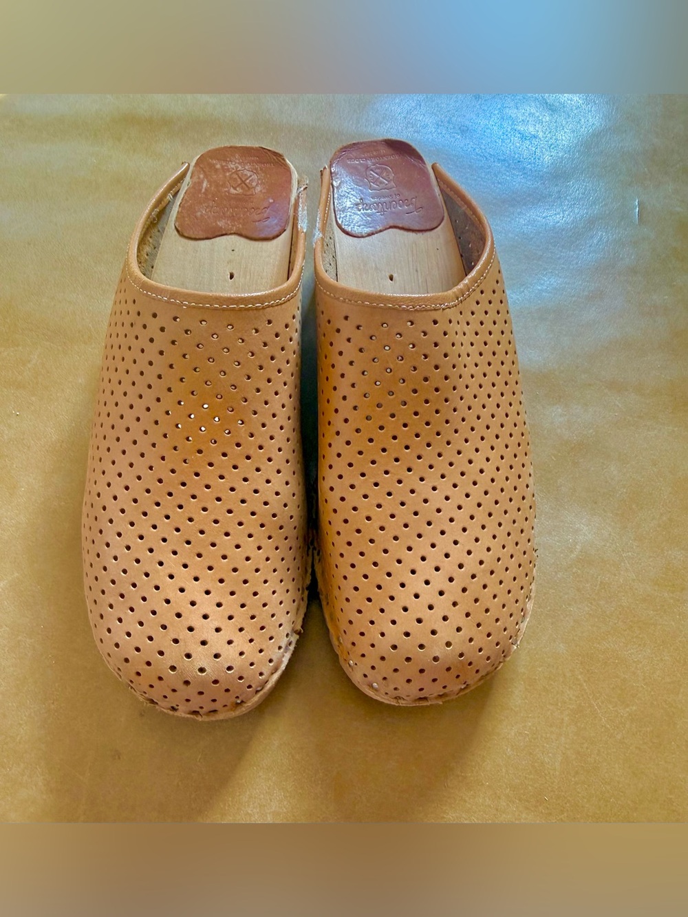 Troentorp Leather Perforated Slip-On Clog - Tan, size 39